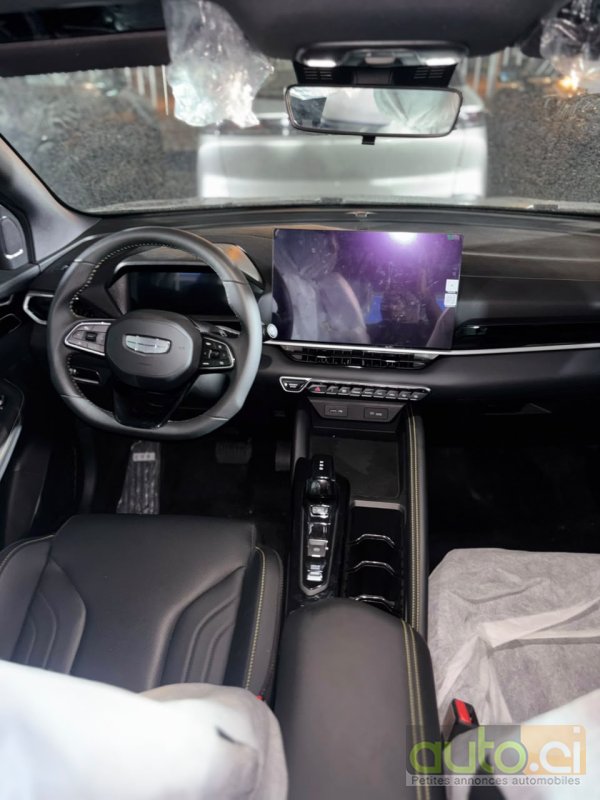 Photo 2 AUTO.CI : Geely Coolray Nouveau