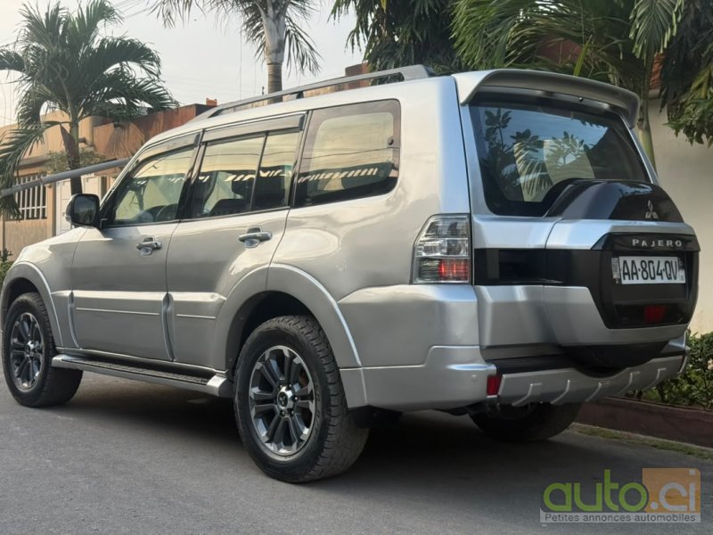 Photo 2 AUTO.CI : Mitsubishi Pajero 3.0 
