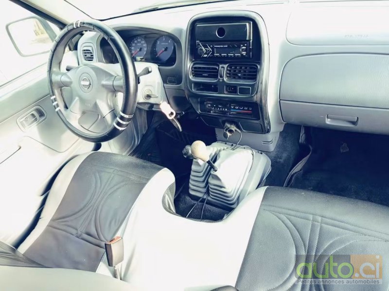Photo 2 AUTO.CI : Nissan Np300 Hardbody 