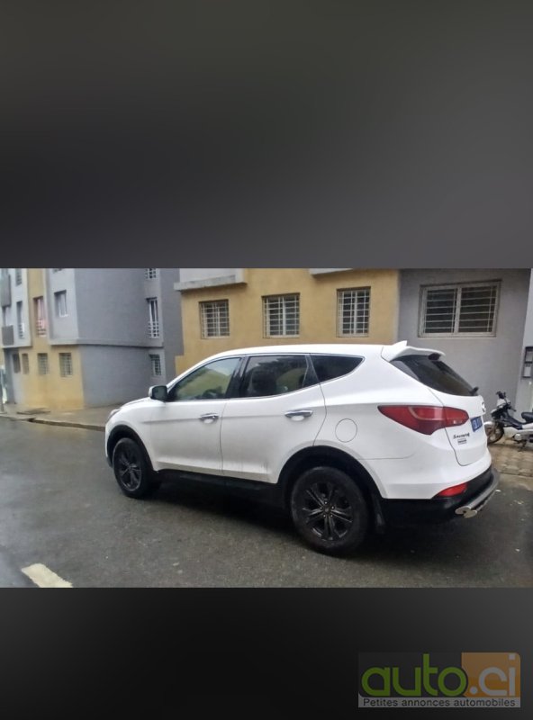 Photo 2 AUTO.CI : Hyundai Santa Fe Sport 2