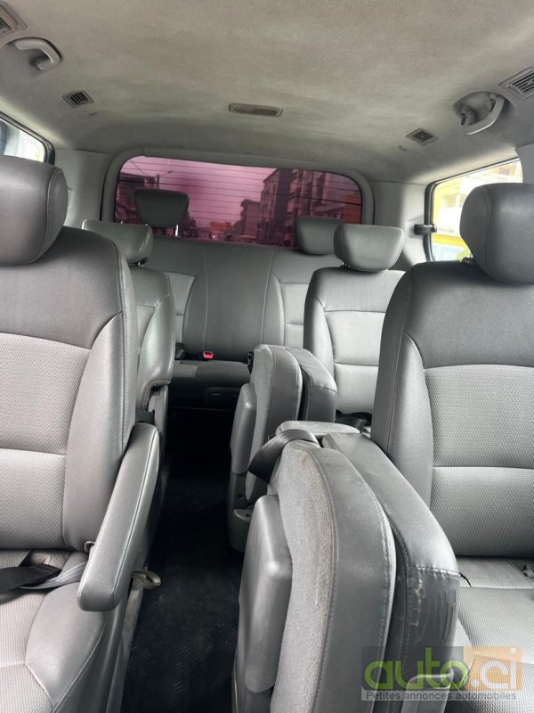 Photo 2 AUTO.CI : Hyundai Starex 2019