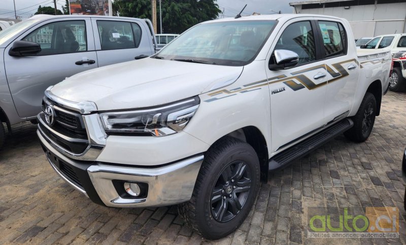Photo 2 AUTO.CI : Toyota Hilux SR5