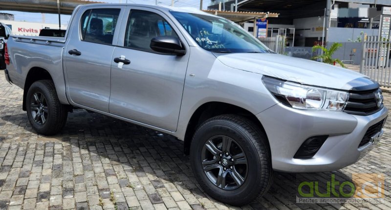 Photo 2 AUTO.CI : Toyota Hilux Standard