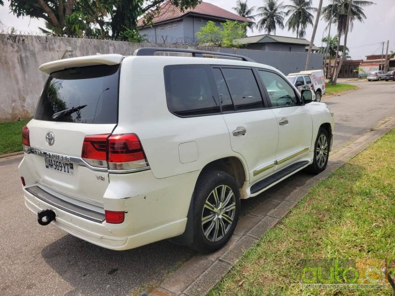 Photo 2 AUTO.CI : Toyota Land Cruiser Moteur V8 