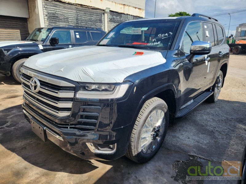 Photo 2 AUTO.CI : Toyota Land Cruiser  vxr LC300