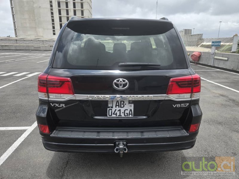 Photo 2 AUTO.CI : Toyota Land Cruiser V8