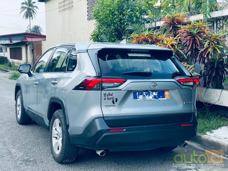 Photo 2 AUTO.CI : Toyota RAV4 2.0 moteur vvti
