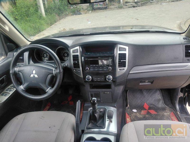 Photo 3 AUTO.CI : Mitsubishi Pajero 2.0L