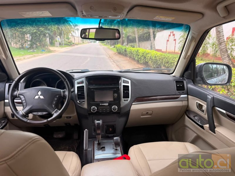 Photo 3 AUTO.CI : Mitsubishi Pajero 3.0L V6