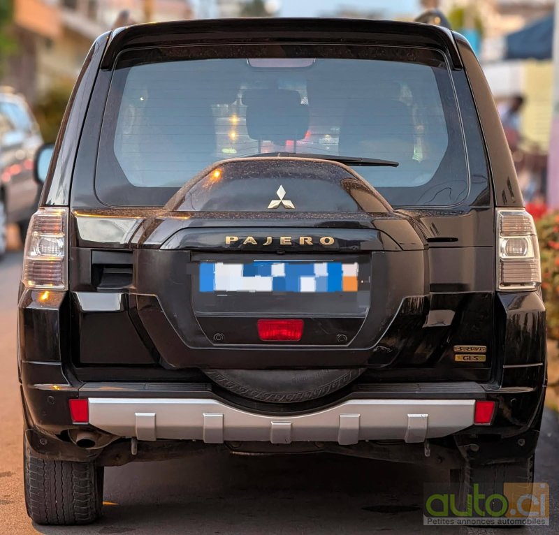 Photo 3 AUTO.CI : Mitsubishi Pajero 3.0L