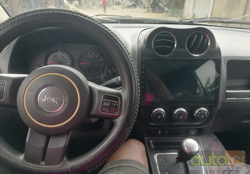 Photo 3 AUTO.CI : Jeep Compass 2011