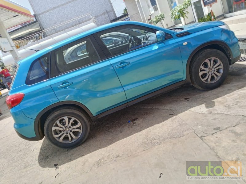 Photo 3 AUTO.CI : Suzuki Vitara 2.0L