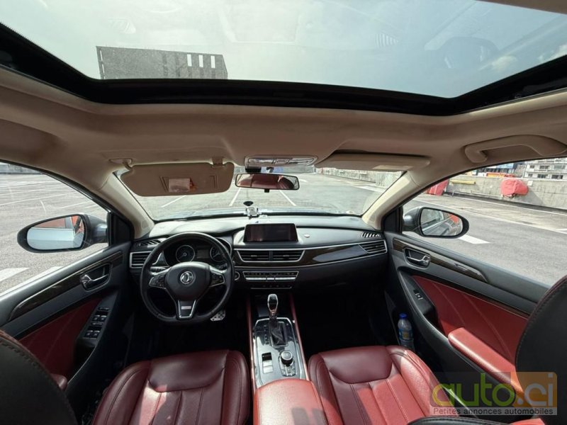 Photo 3 AUTO.CI : Dongfeng E1 Glory 580 7places 