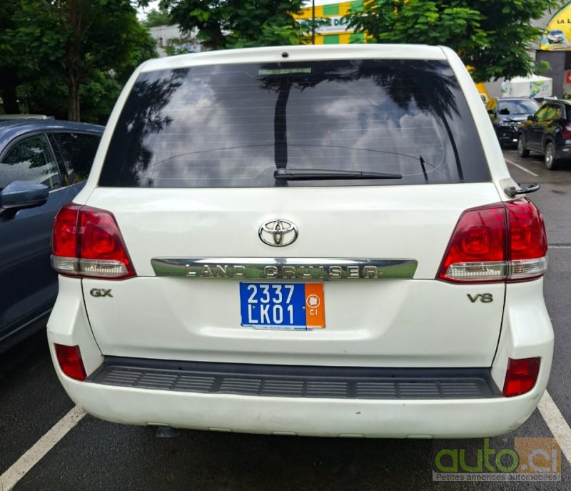 Photo 3 AUTO.CI : Toyota Land Cruiser Moteur V8 