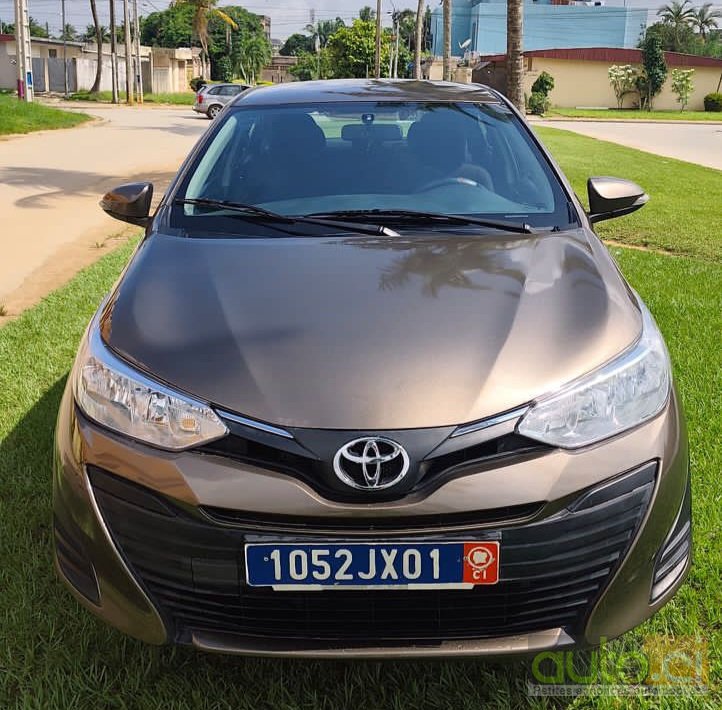Photo 3 AUTO.CI : Toyota Yaris 2.0L 