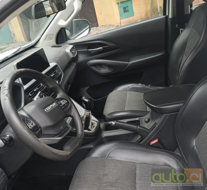 Photo 4 AUTO.CI : Changan Hunter 2.0L 