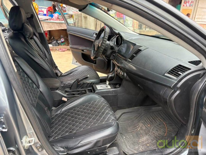 Photo 4 AUTO.CI : Mitsubishi Lancer EX GLS