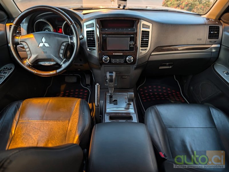 Photo 4 AUTO.CI : Mitsubishi Pajero 3.0L