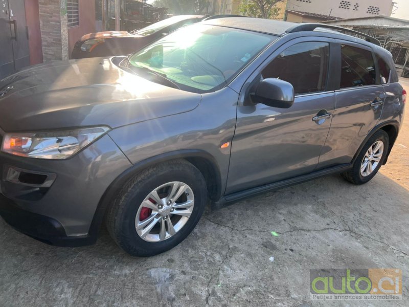 Photo 4 AUTO.CI : Peugeot 4008 Manuelle 