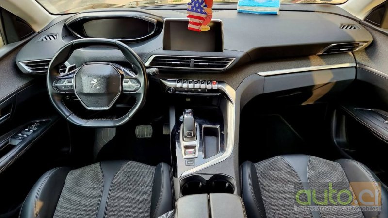 Photo 4 AUTO.CI : Peugeot 3008 2.0L