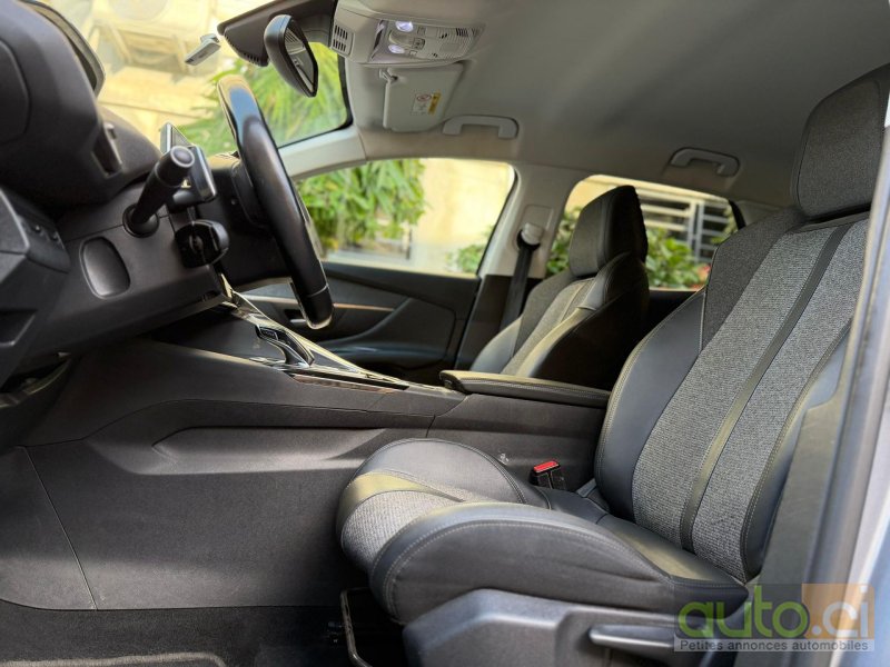 Photo 4 AUTO.CI : Peugeot 3008 2.0L