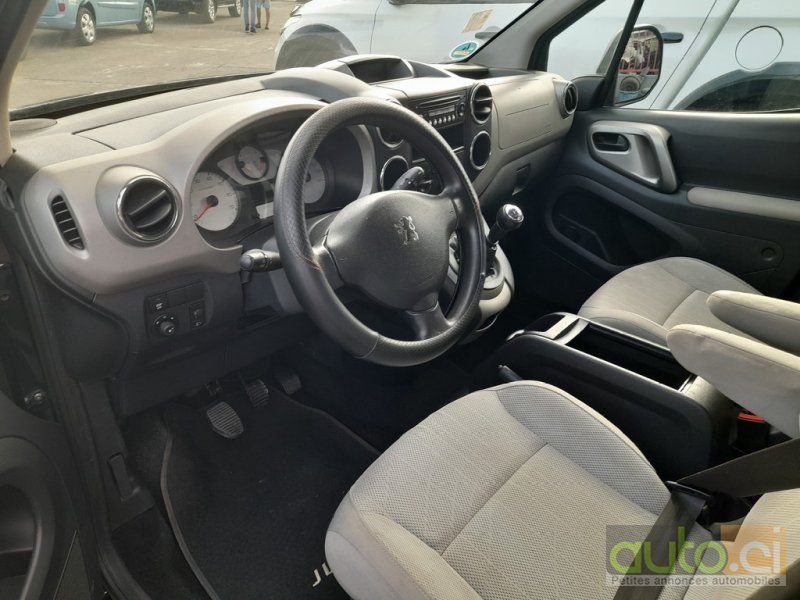 Photo 4 AUTO.CI : Peugeot Partner 1.6 moteur 5 placez 
