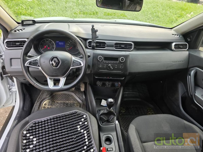 Photo 4 AUTO.CI : Renault 4CV 1.5L duster
