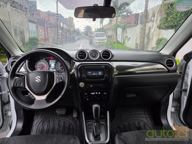 Photo 4 AUTO.CI : Suzuki Vitara 2.0L full option