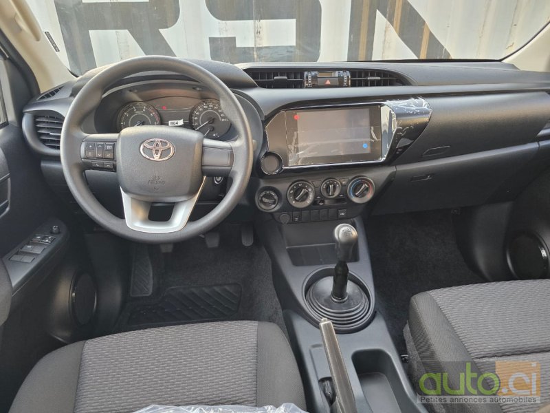 Photo 4 AUTO.CI : Toyota Hi-Lux 4x4 standard 