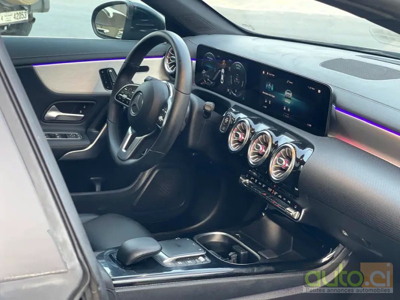 Photo 4 AUTO.CI : Mercedes Classe CLA CLA 250 FULL OPTION
