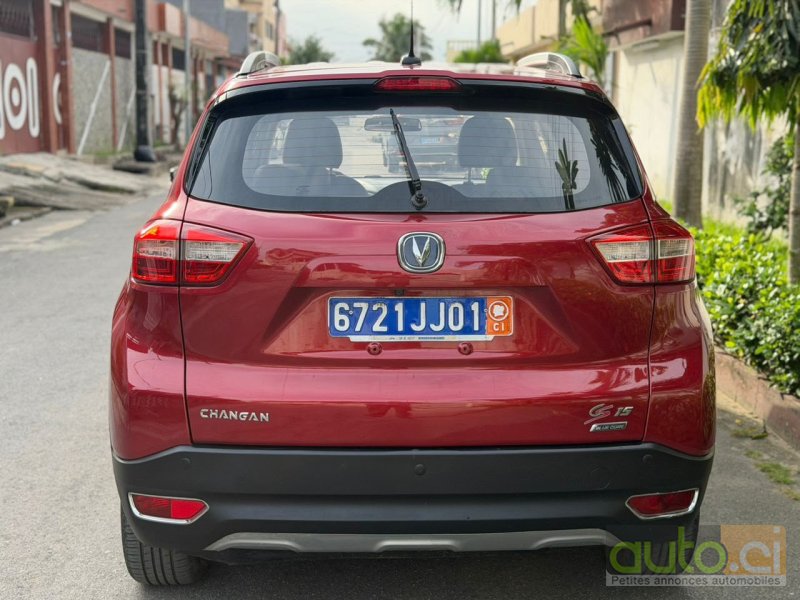 Photo 5 AUTO.CI : Changan CS15 2.0L