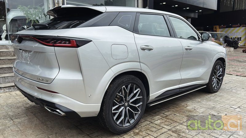 Photo 5 AUTO.CI : Changan UNI-T Hybride rechargeable 