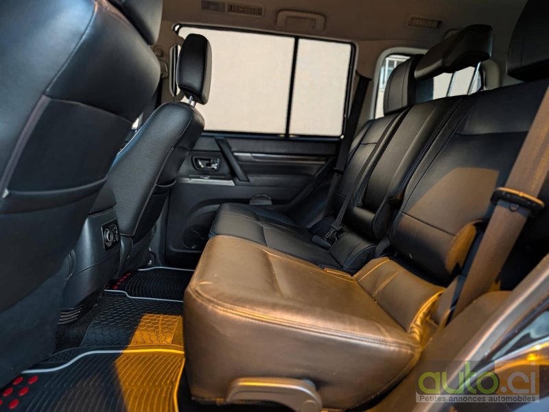 Photo 5 AUTO.CI : Mitsubishi Pajero 3.0L