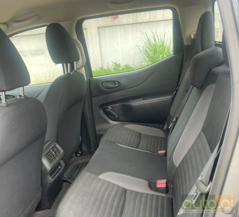 Photo 5 AUTO.CI : Nissan Navara 2.0L 