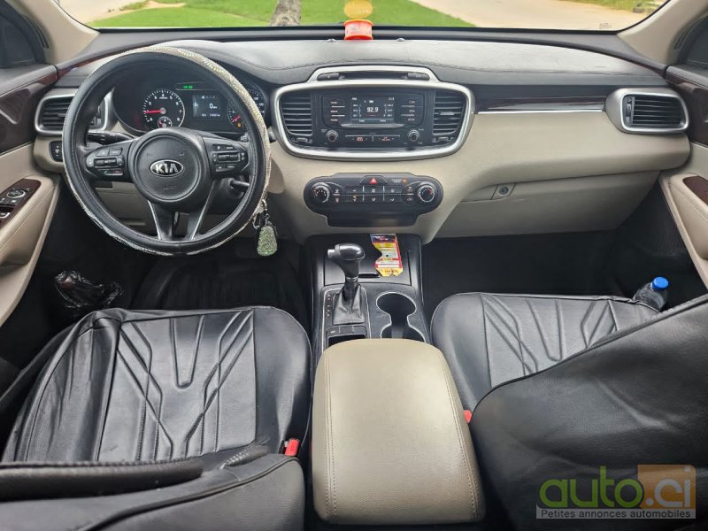 Photo 5 AUTO.CI : KIA Sorento Moteur 4cylindres 