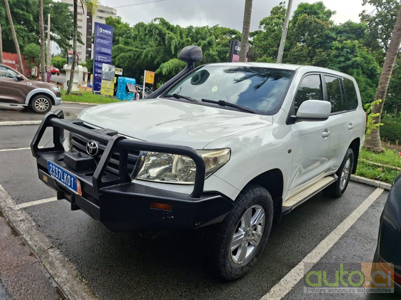Photo 5 AUTO.CI : Toyota Land Cruiser Moteur V8 