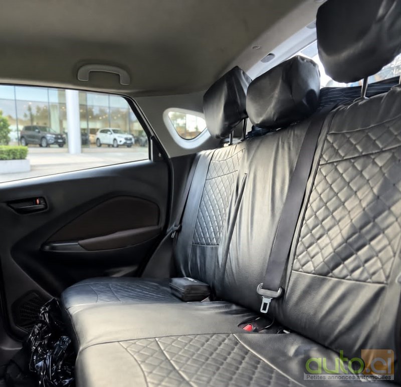 Photo 5 AUTO.CI : Toyota Starlet 2.0