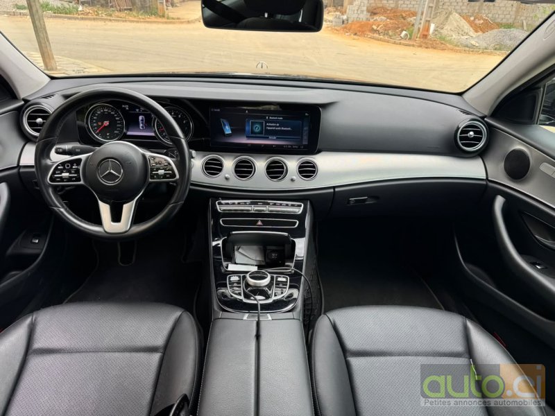 Photo 5 AUTO.CI : Mercedes Classe E E200
