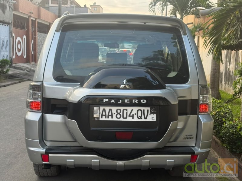 Photo 6 AUTO.CI : Mitsubishi Pajero 3.0 