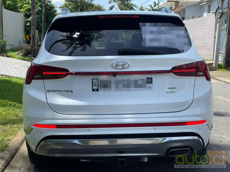 Photo 6 AUTO.CI : Hyundai Santa FE 2.0L moteur 4cylindres 