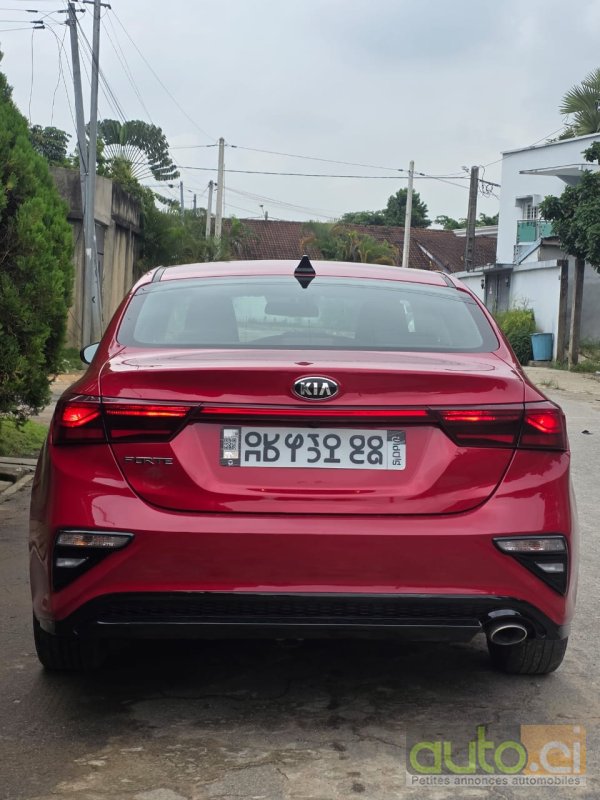 Photo 6 AUTO.CI : KIA Forte Importé avec 2 clés