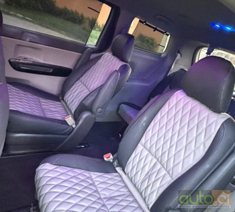 Photo 6 AUTO.CI : KIA Carnival 2.0L Full Option