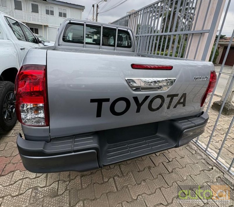 Photo 6 AUTO.CI : Toyota Hilux 2.0