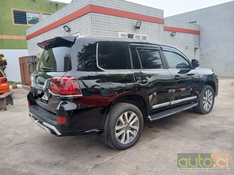 Photo 6 AUTO.CI : Toyota Land Cruiser moteur v8