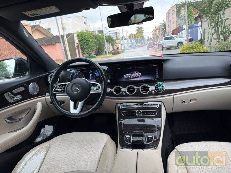 Photo 6 AUTO.CI : Mercedes Classe E E300