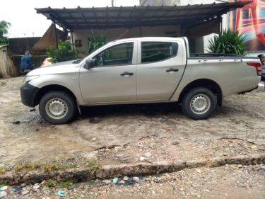 Annonce AUTO.CI : Mitsubishi L200 Moteur DiD
