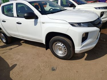 Annonce AUTO.CI : Mitsubishi L200 Bvm
