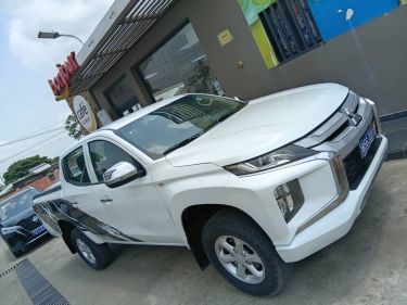 Annonce AUTO.CI : Mitsubishi L200 Essence manuelle 