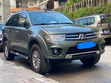 Annonce AUTO.CI : Mitsubishi Pajero Sport Moteur V6