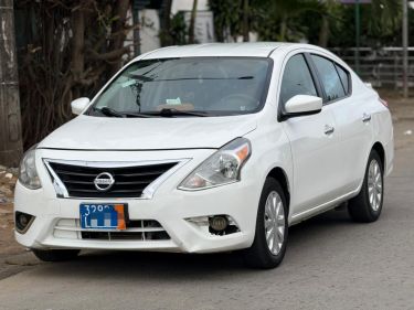 Annonce AUTO.CI : Nissan 200 SX Versa moteur 1.4
